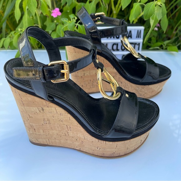 LOUIS VUITTON WEDGE LOGO - Picture 11 of 14